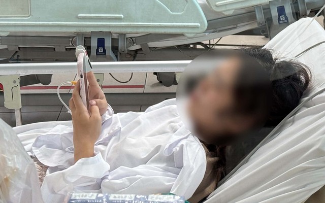 Cháy nhà 5 người chết ở Hà Nội: Người phụ nữ quấn chăn nhảy từ tầng 4 thoát nạn