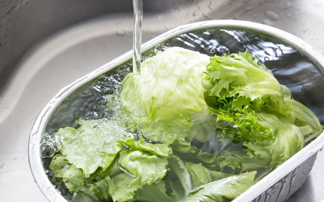 Lời khuyên dành cho những gia đình thường ngâm rau trước khi nấu