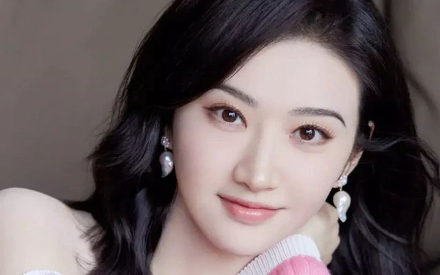 Cảnh Điềm thoát nạn