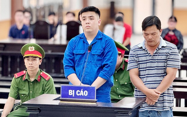 Nhân viên ngân hàng Nguyễn Hoàng Phúc SN 1999 lĩnh án tù