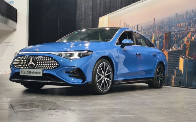 Tin xe 18/9: Mercedes CLA 200 EV về Việt Nam, Suzuki XL7 sắp có bản mới