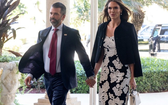 Tiệc mừng đám cưới của con trai được tài phiệt Nga bao trọn, ông Donald Trump nói gì?