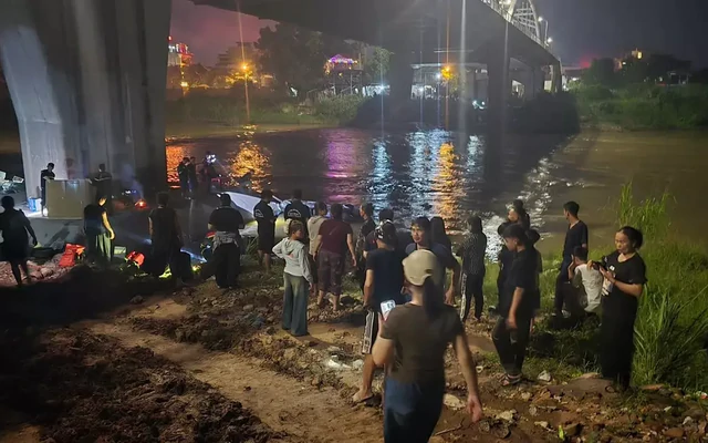 Tìm thấy thi thể nữ sinh nhảy cầu ở Thái Nguyên