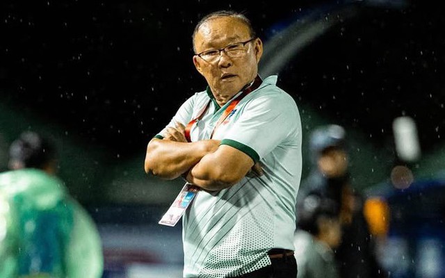 HLV Park Hang-seo nhận tin xấu ở Thái Lan sau scandal “chê bóng đá Thái”