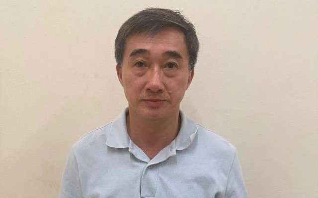Khởi tố, bắt tạm giam Thứ trưởng Bộ Y tế Trần Văn Thuấn về tội “Nhận hối lộ”