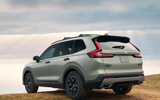 Honda 'tất tay' với xe hybrid, hé lộ về CR-V đời mới