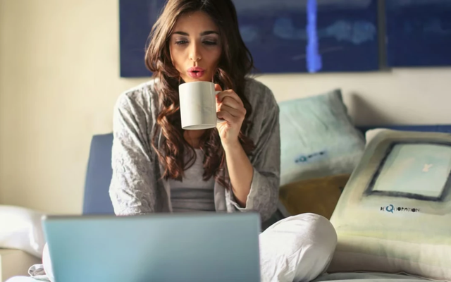 Lời khuyên cho tất cả những ai có thói quen dùng laptop mỗi tối