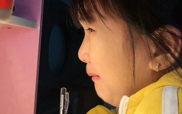 Con làm bài tập mãi không xong, đánh mắng có thực sự hiệu quả?
