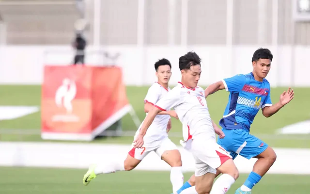 U23 Việt Nam vs U23 Uzbekistan: Mục tiêu 'kép' với ông Đinh Hồng Vinh