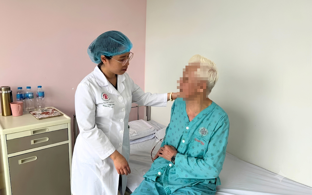 Cụ ông 84 tuổi mắc ung thư vú: Những dấu hiệu nam giới tuyệt đối đừng chủ quan