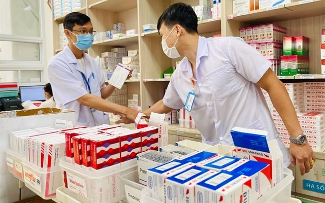 Đề xuất 372 bệnh mạn tính được kê đơn thuốc ngoại trú đến 90 ngày