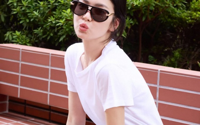 Nữ diễn viên được mệnh danh là "Quốc bảo nhan sắc", tuổi 45 trẻ đẹp như học sinh, mỗi tập phim nhận thù lao 6,5 tỷ đồng