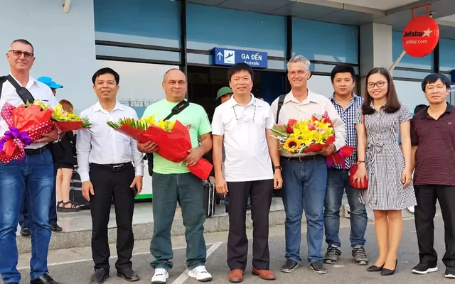 Quảng Trị chuyển vào tài khoản cá nhân tới 500 triệu đồng để thu hút bác sĩ