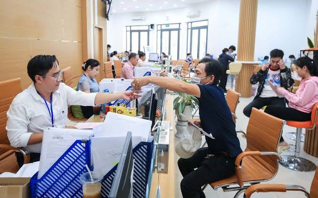 Đề xuất chính sách hỗ trợ cán bộ làm việc xa nơi cư trú