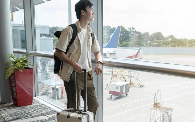 Nam sinh cứ thứ Hai, Tư, Sáu lại bay máy bay đi học từ 3h sáng, 9h tối về nhà: Bất ngờ tiết kiệm được gần 90 triệu đồng