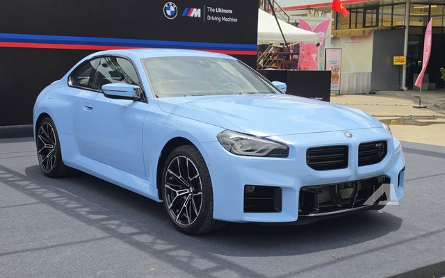 BMW M2 ra mắt Việt Nam: Giá từ 4,099 tỷ đồng, mạnh 480 mã lực, có tùy chọn số sàn cho 'dân chơi'