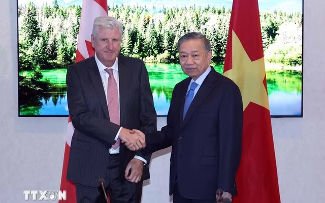 DN hơn 100 năm của Canada muốn hợp tác điện hạt nhân tại Việt Nam, Tổng Bí thư, Chủ tịch nước nhấn mạnh gì?
