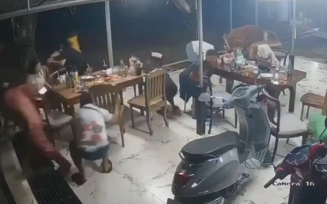 Đang ăn tiệc tại nhà riêng, thầy thuốc bị bắn tử vong, hiện trường hỗn loạn, ai cũng tìm đường tháo chạy