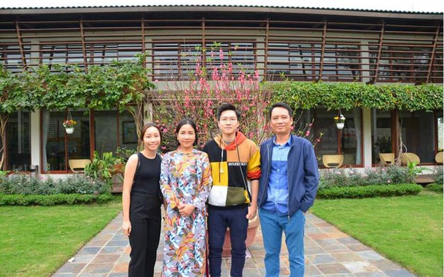 Thu nhập của Thủ khoa Nhạc viện khiến cả Việt Nam xuống tóc, sống trong biệt phủ 13000m2