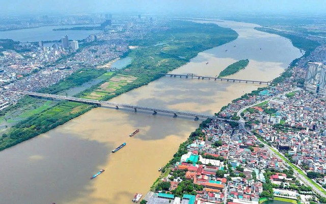 “Đánh thức” sông Hồng, tạo không gian sống xanh cho Thủ đô