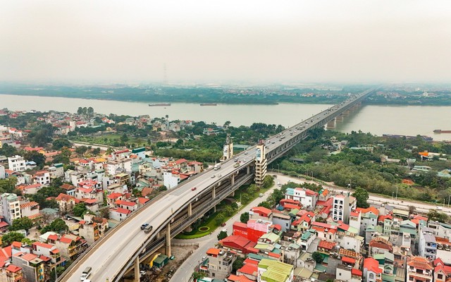 Cây cầu vượt sông 2 tầng đầu tiên và duy nhất tại Việt Nam