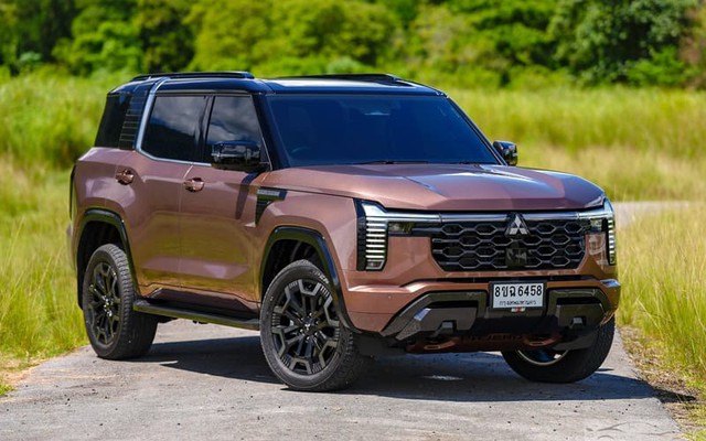 Mitsubishi Pajero thế hệ mới chốt ngày ra mắt ĐNÁ: 3 phiên bản giá quy đổi từ 1,2 tỷ, máy dầu hơn 200 mã lực, tham vọng đấu Everest