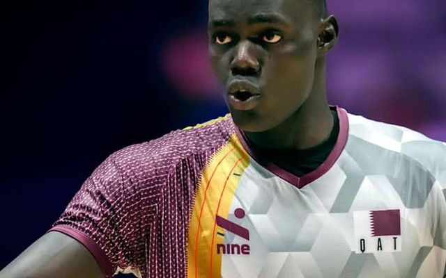 VĐV bóng chuyền 13 tuổi cao tới 2,1 m gây sốt ở ASIAD 2026