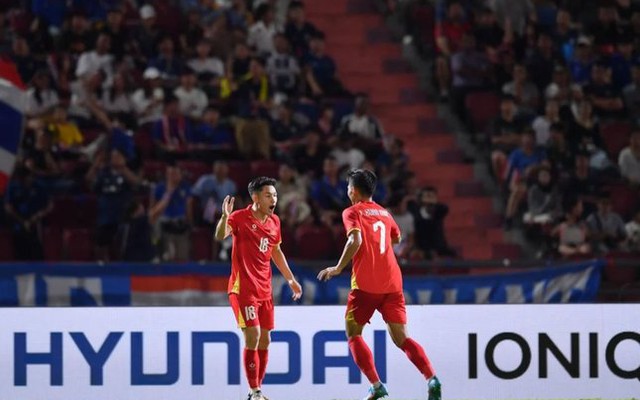 Báo Anh, Indonesia dự đoán trái ngược về kết quả trận Việt Nam gặp Thái Lan