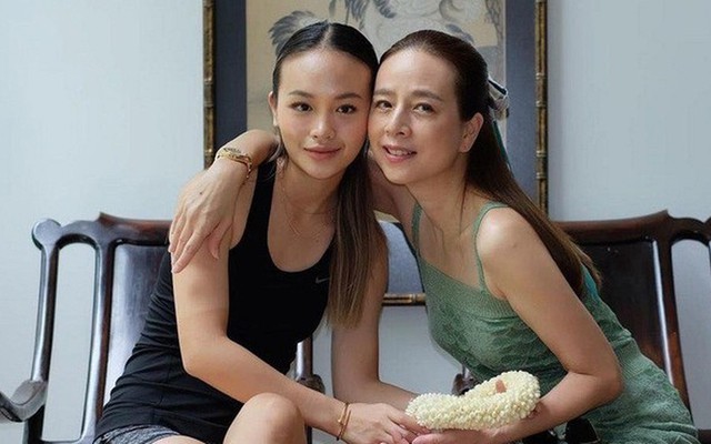 Chân dung ái nữ tỷ phú Madam Pang: 24 tuổi làm Phó chủ tịch, có 2 bằng đại học, Thạc sĩ loại xuất sắc tại Anh
