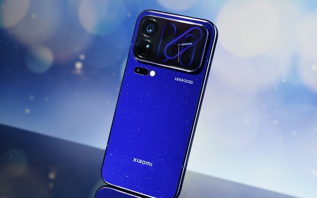 Cận cảnh Xiaomi 18 Pro Max phiên bản được sếp Xiaomi thích nhất