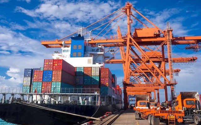 Kim ngạch xuất nhập khẩu lập kỷ lục mới