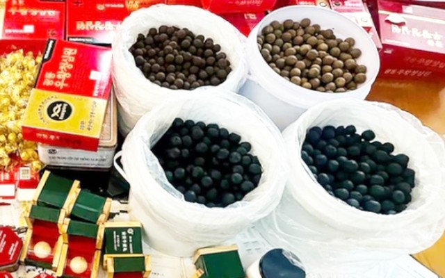 Bác sĩ chỉ cách phân biệt An Cung Ngưu Hoàng hoàn thật và giả