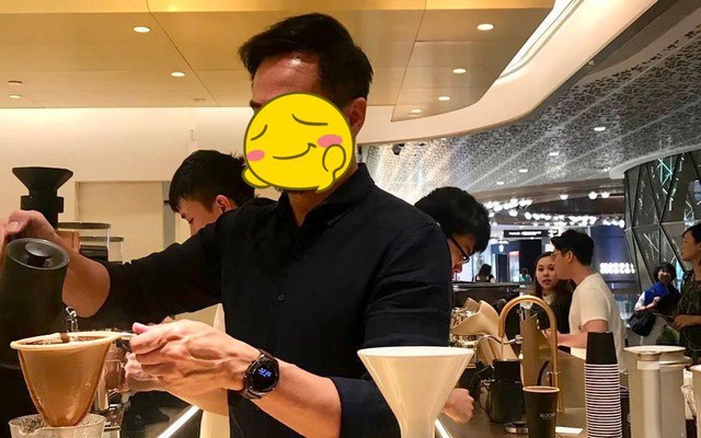 Nam diễn viên đi sự kiện được tặng căn nhà 4,7 tỷ đồng, lương năm hơn 100 tỷ và sở hữu 5 quán cafe
