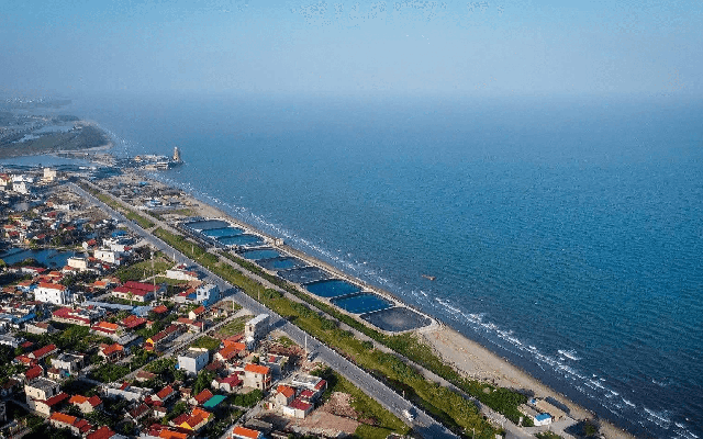 Không phải Hạ Long, Cát Bà, miền Bắc có bãi biển dài hơn 7km nhiều người chưa biết: Ở tỉnh vừa đón gần 20 triệu lượt khách, đang chờ ngày "lột xác" thành thiên đường