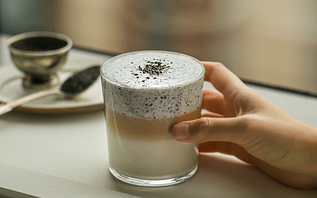 Thử công thức pha cà phê này chắc chắn bạn sẽ thích mê: Độc đáo, bổ dưỡng lại vô cùng thơm ngon