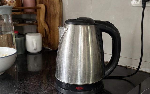 Lời khuyên cho tất cả các gia đình dùng bình siêu tốc đun nước uống
