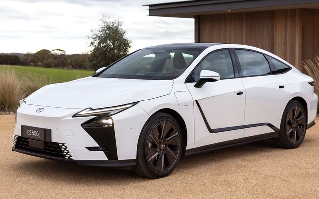 Lexus 'chơi lớn' dùng công nghệ Tesla để sản xuất xe, xây nhà máy tại thị trường tỷ dân