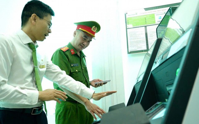 Công an có thông báo quan trọng liên quan đến giao dịch tại máy ATM, tất cả người dân cần chú ý
