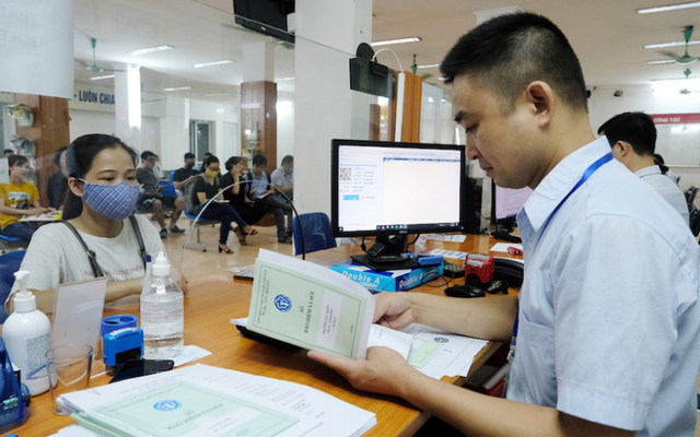 Vẫn trích 10,5% lương hàng tháng để đóng BHXH, sau 6 năm, nhân viên công ty ở TP.HCM phát hiện bị nợ tiền đóng BHXH từ năm 2020