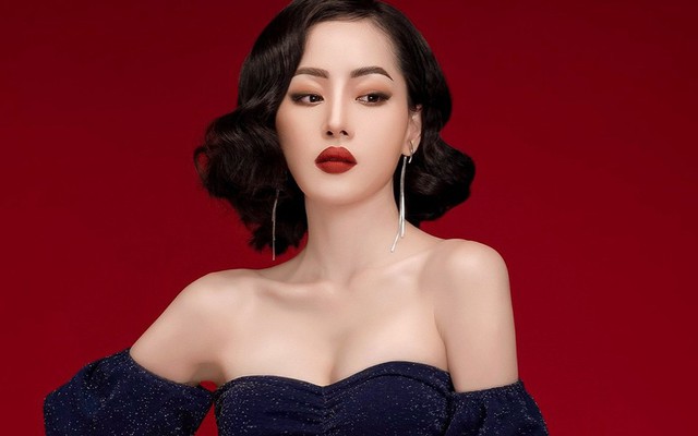 Nữ ca sĩ bỏ nghề hát làm MC: "Tôi phải đối diện một áp lực"