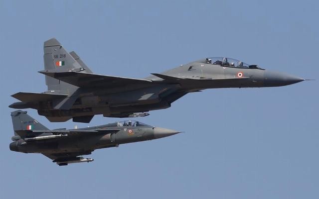 Su-30MKI Ấn Độ trang bị tên lửa R-37M để xóa ưu thế của J-20 Trung Quốc