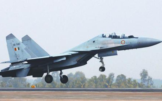 Ấn Độ đặt hàng Nga 42 chiến đấu cơ và 71 trực thăng vũ trang