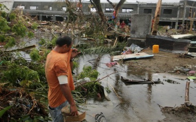 Vừa qua thảm họa Haiyan, Philippines có thể lại sắp hứng bão mới