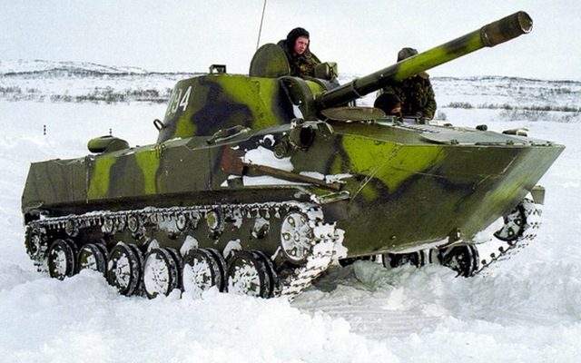 Lực lượng đổ bộ đường không Nga lần đầu bắn thành công đạn pháo Kitolov-2