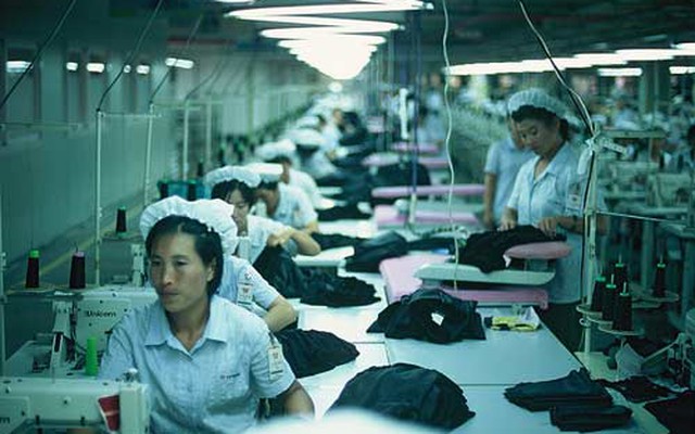 Công nhân Hàn Quốc 'mắc kẹt' ngoài khu công nghiệp liên Triều