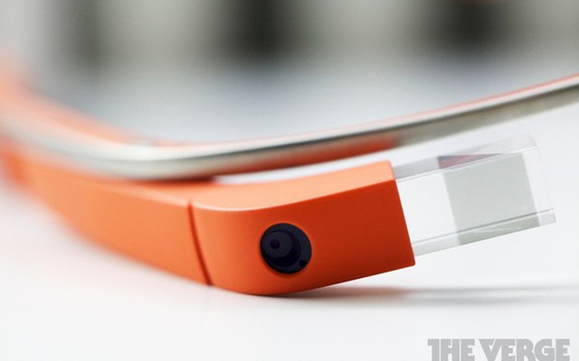 Đại gia Trung Quốc Baidu “ăn theo” Google Glass bằng... Baidu Eye