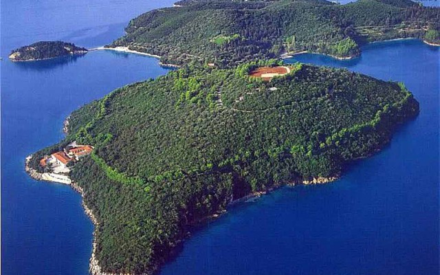 Tỷ phú Nga chi 153 triệu USD "tậu" hòn đảo Hy Lạp