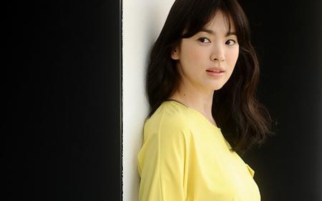 Song Hye Kyo: Không dám ra đường vì quá đẹp trên TV