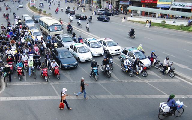 Quy định “Ngực lép không được lái xe”: Ban soạn thảo chưa được thành lập...