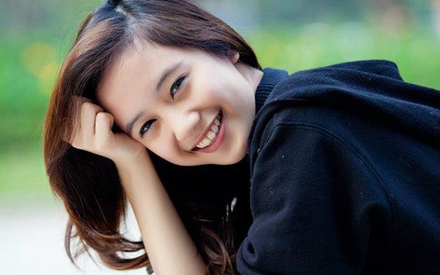 5 nụ cười hot girl làm "khuynh đảo" giới trẻ Việt